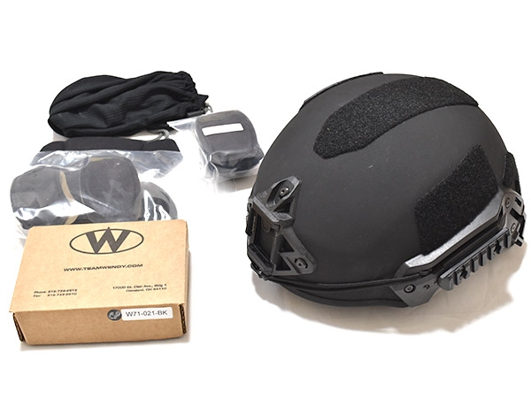 純正購入 チームウェンディ　タイプ　Exfil ヘルメット 個人装備