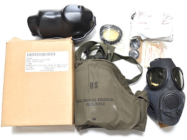 米軍実物 M17A2 ガスマスク 本体 バッグ 付属品 セット S 60～90年代