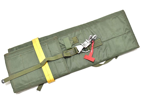 米軍実物 Case Parachutist's Individual Weapons パラシュート