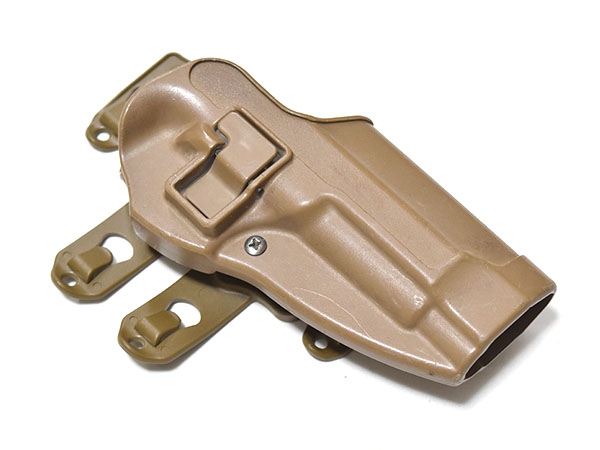 ブラックホーク製　実物SerpaCQCホルスターベレッタM92 右用　未使用品 米軍実物 BLACKHAWK ブラックホーク SERPA ホルスター ベレッタ