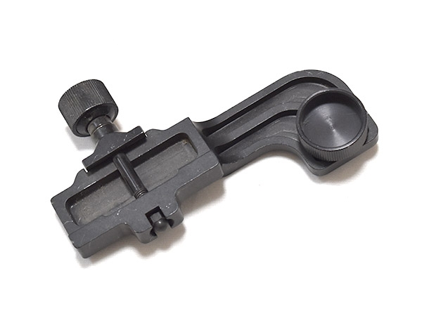 米軍実物 PVS-14 ナイトビジョン Jアーム マウント 米軍実物 AN/PVS14 ナイトビジョン Jアーム NVG マウント