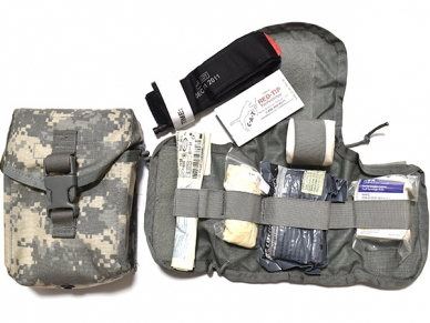 実物TQポーチ 止血帯付き ORDNANCE TACTICAL TQ 止血帯 & グローブ & メディックシザーズ ポーチ