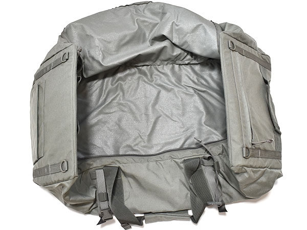米軍実物 EAGLE TREC BAG トレックバッグ 大型 FG フォリッジグリーン FR 難燃性 特殊部隊 遠征用 C705 4422sk実物EAGLE製 トレック ローラー カーゴバック KHカラー