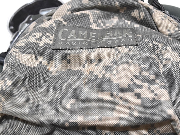 米軍放出品 Camelbak MULE キャメルバック ハイドレーション バッグ ACU/UCP 陸軍 | ミリタリー琉球