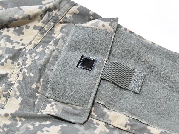 S-R 米軍 ECWCS GEN3 LEVEL5 ソフトシェルジャケット ACU 米軍実物 GEN3 ECWCS LEVEL5 ソフトシェル ジャケット S-R ACU
