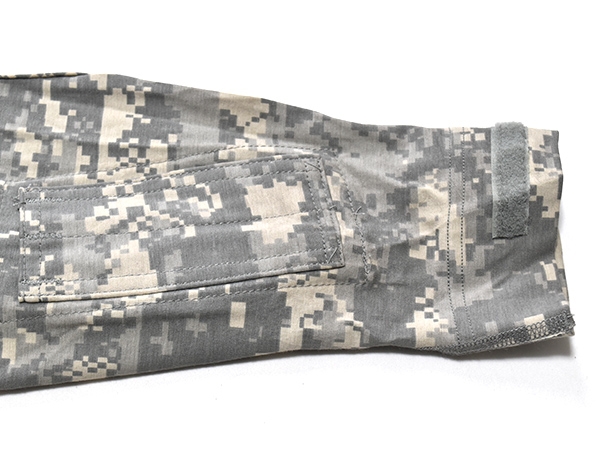 米軍実物 MASSIFコンバットシャツ ACU/UCP S ARMY伸縮性難燃性 米軍実物 MASSIF コンバットシャツ ACU/UCP XS ARMY 陸軍 伸縮性