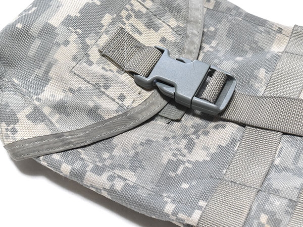 ACU UCP ポーチ ベルト MILITARY 実物 USED 米軍 MOLLE II ENTRENCHING TOOL POUCH ASSENBLY