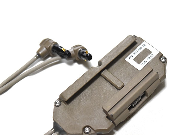 米軍実物 Insight Technology PEQ RMT-400-A8 レール マウント