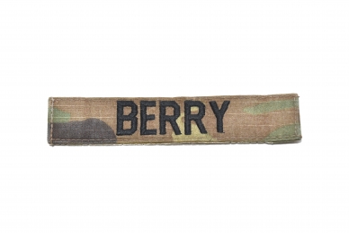 米軍実物 陸軍 ネームタグ ネームテープ パッチ OCP スコーピオン/マルチカム BERRY