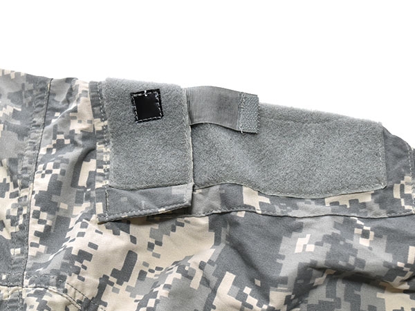 良品 米軍 ECWCS LEVEL5 GEN3 ソフトシェル ジャケット M-L 米軍実物 GEN3 ECWCS LEVEL5 ソフトシェル ジャケット S-R ACU/UCP