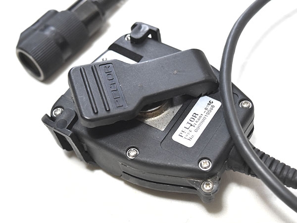 官品Peltor PTT実物 米軍実物 PELTOR PTT スイッチ アダプター 無線機 MBITR PRC-148